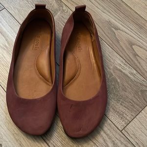 Gentle Souls by Kenneth Cole flats 7